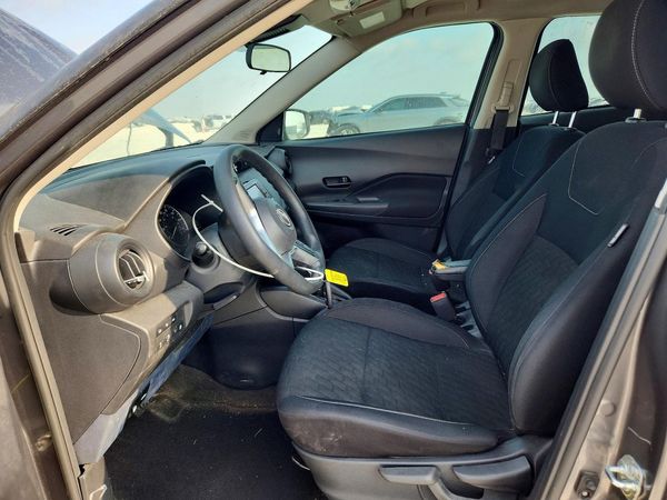 2022 NISSAN KICKS S
