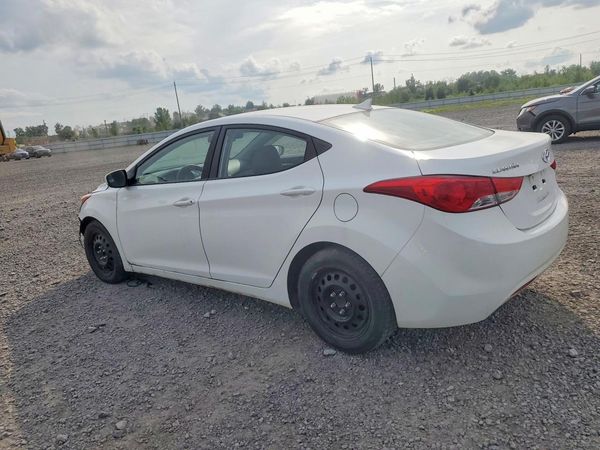 2013 HYUNDAI ELANTRA