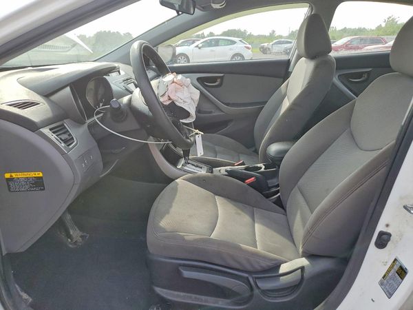 2013 HYUNDAI ELANTRA