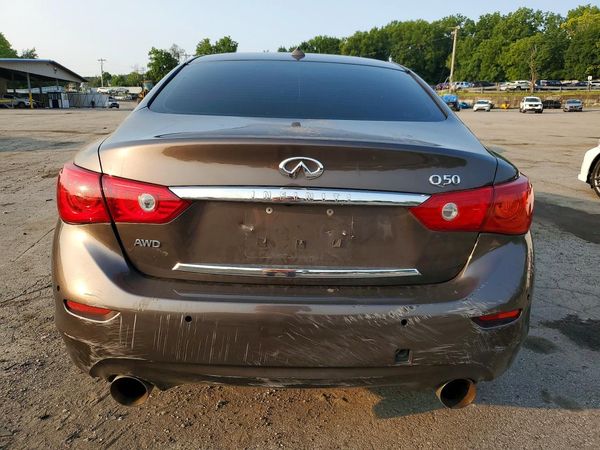 2015 INFINITI Q50