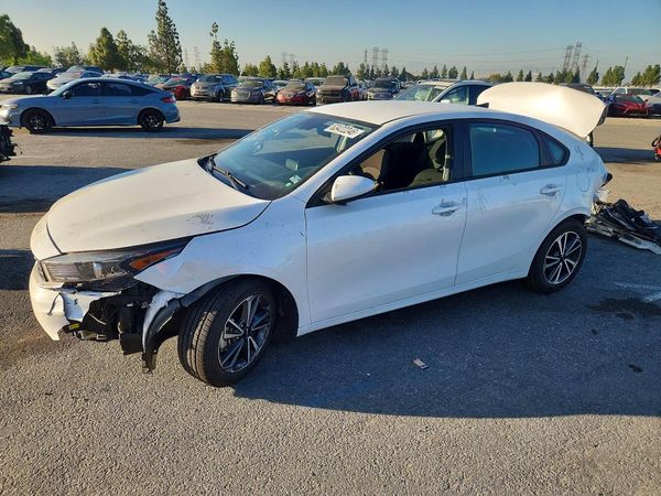 2022 KIA FORTE FE, LXS