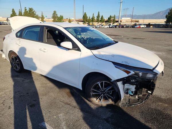 2022 KIA FORTE FE, LXS
