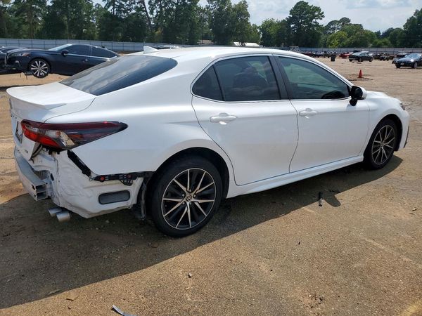 2023 TOYOTA CAMRY