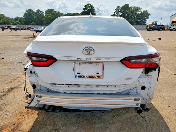 2023 TOYOTA CAMRY