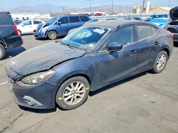2015 MAZDA 3 Touring/GS