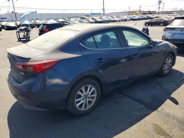 2015 MAZDA 3 Touring/GS