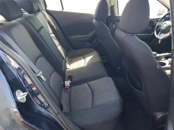2015 MAZDA 3 Touring/GS