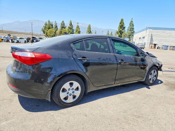 2015 KIA FORTE GL(Middle-low grade)