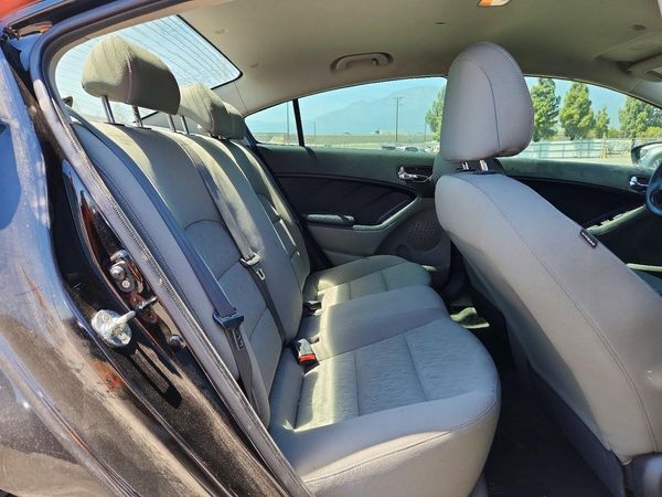 2015 KIA FORTE GL(Middle-low grade)