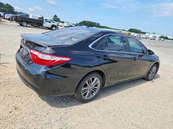 2016 TOYOTA CAMRY