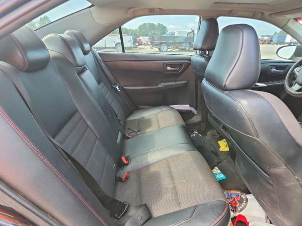 2016 TOYOTA CAMRY