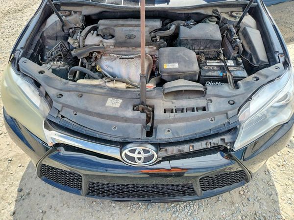 2016 TOYOTA CAMRY