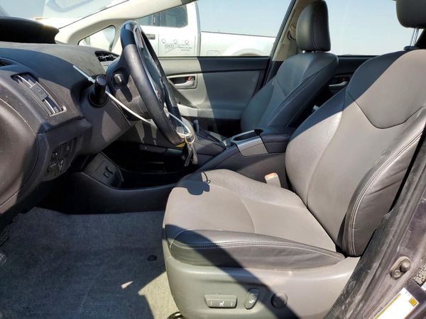 2015 TOYOTA PRIUS