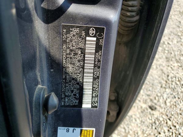 2015 TOYOTA PRIUS