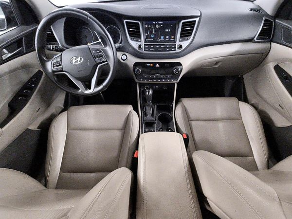 2017 HYUNDAI TUCSON