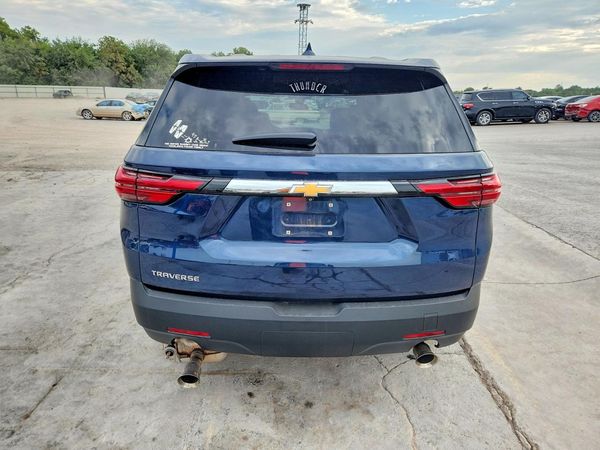 2022 CHEVROLET TRAVERSE LS — DIRR