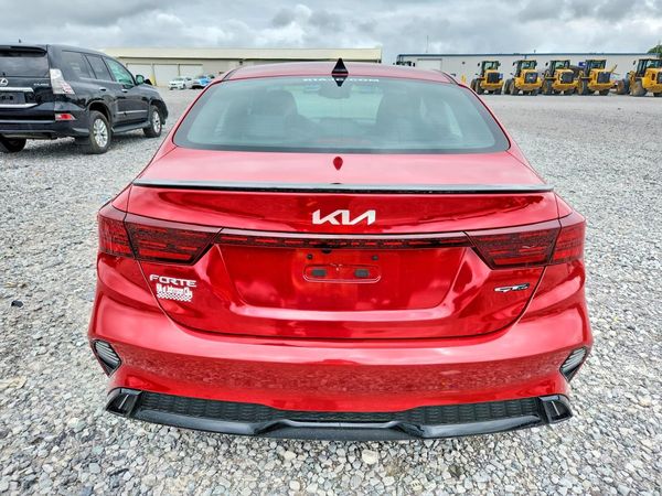 2024 KIA FORTE