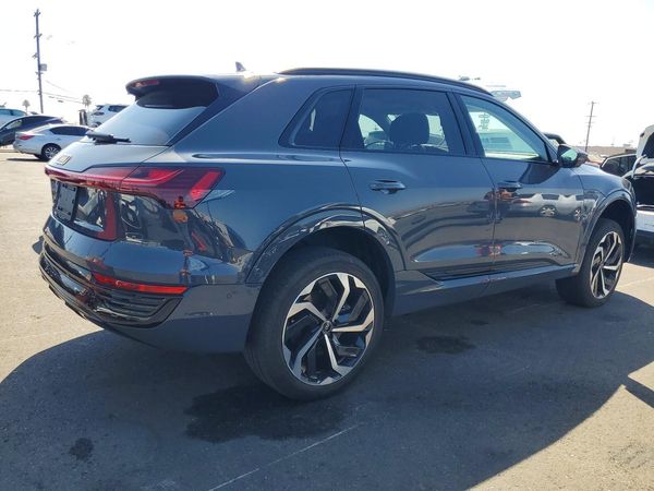 2024 AUDI Q8 E-TRON quattro Premium Plus