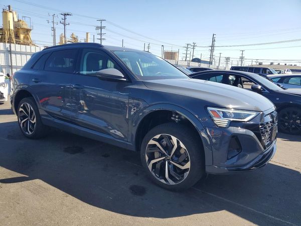 2024 AUDI Q8 E-TRON quattro Premium Plus