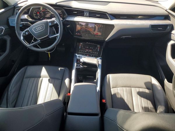 2024 AUDI Q8 E-TRON quattro Premium Plus