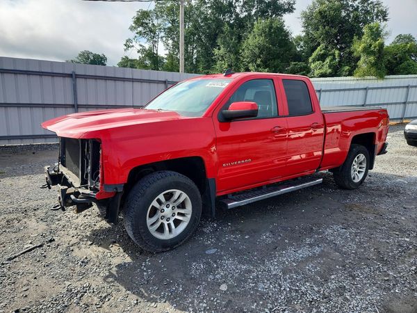 2017 CHEVROLET SILVERADO LT
