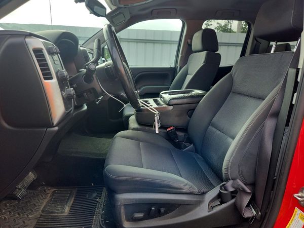2017 CHEVROLET SILVERADO LT