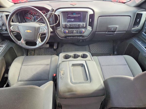 2017 CHEVROLET SILVERADO LT