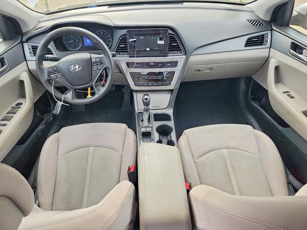 2017 HYUNDAI SONATA SE, Eco