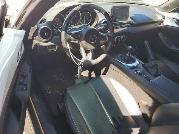 2019 MAZDA MX-5 MIATA Grand Touring (Hard Top)