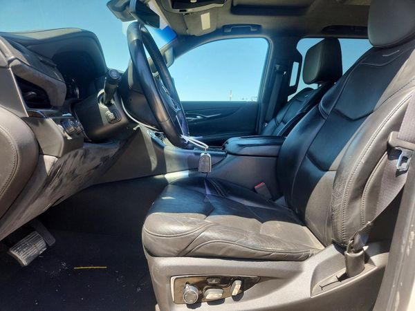 2018 CADILLAC ESCALADE ESV Platinum