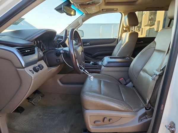 2015 CHEVROLET SUBURBAN LT — DENT