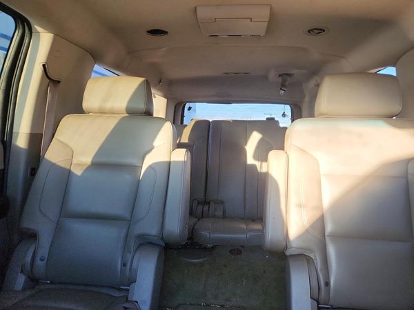 2015 CHEVROLET SUBURBAN LT — SUVN