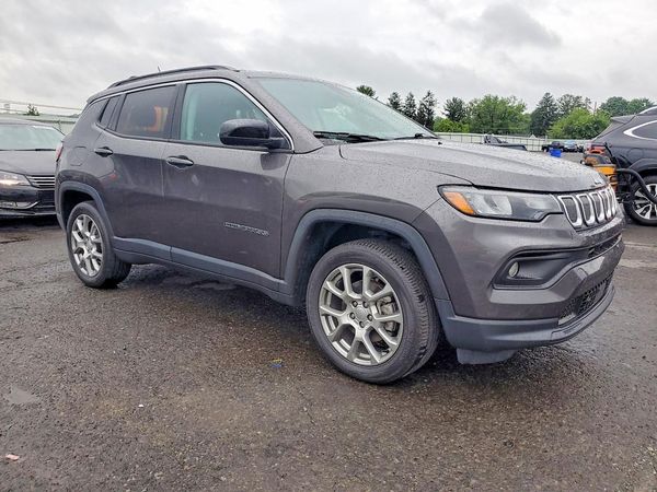 2022 JEEP COMPASS