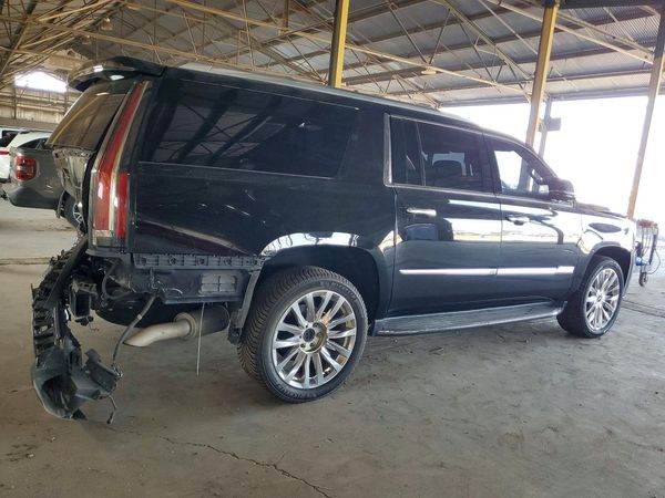 2018 CADILLAC ESCALADE