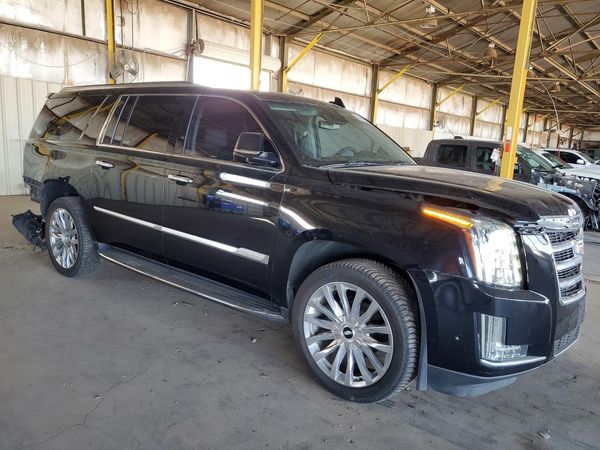 2018 CADILLAC ESCALADE