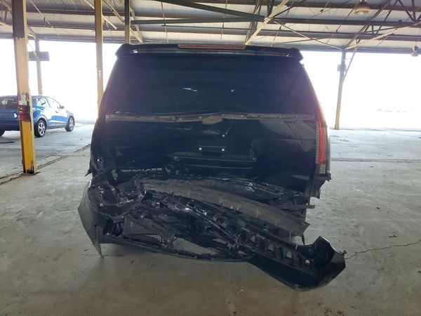 2018 CADILLAC ESCALADE