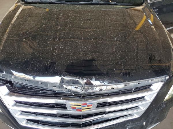 2018 CADILLAC ESCALADE