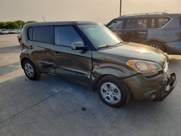 2013 KIA SOUL All Trims