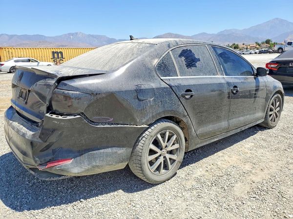 2017 VOLKSWAGEN JETTA SE