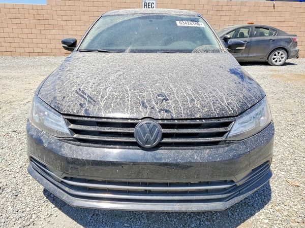 2017 VOLKSWAGEN JETTA SE