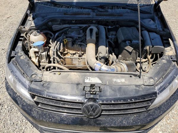 2017 VOLKSWAGEN JETTA SE