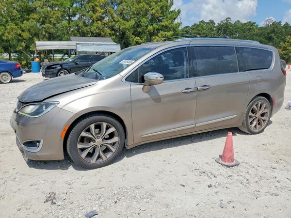 2017 CHRYSLER PACIFICA