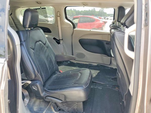 2017 CHRYSLER PACIFICA