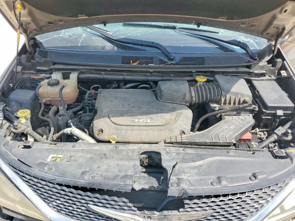 2017 CHRYSLER PACIFICA