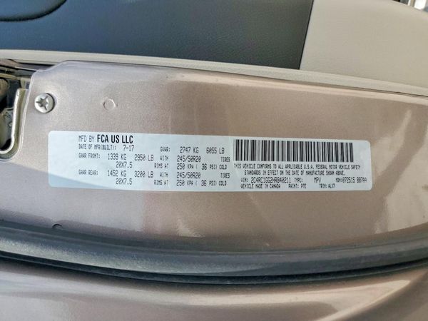 2017 CHRYSLER PACIFICA