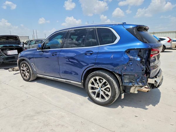 2023 BMW X5 sDrive40i