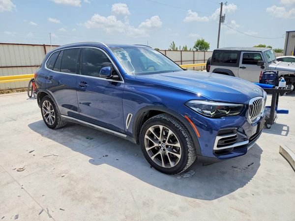 2023 BMW X5 sDrive40i