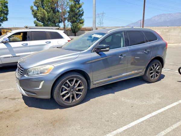 2017 VOLVO XC60 Dynamic
