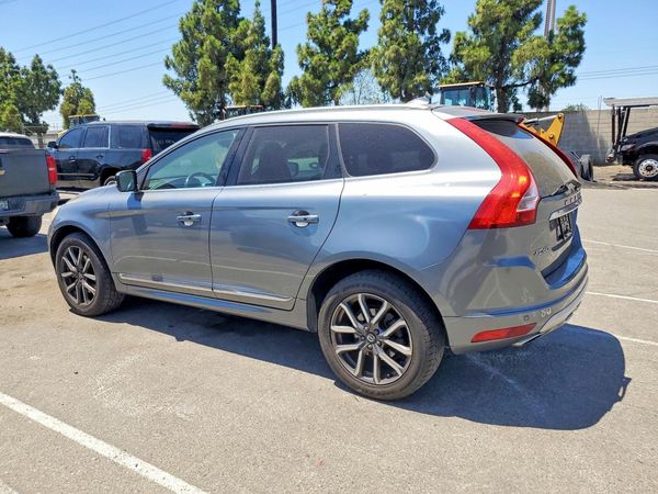 2017 VOLVO XC60 Dynamic
