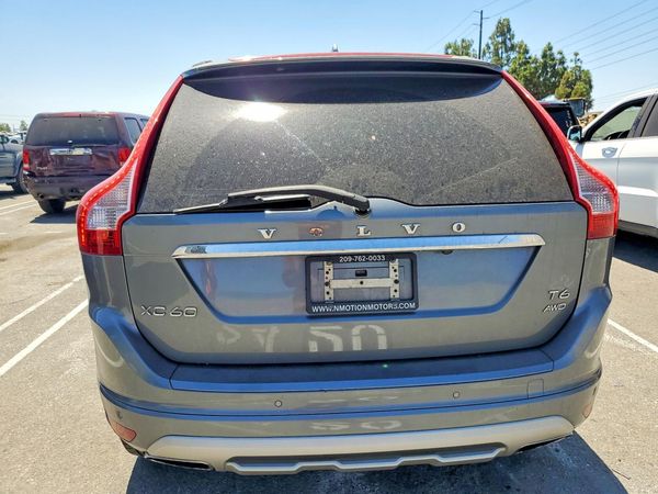 2017 VOLVO XC60 Dynamic
